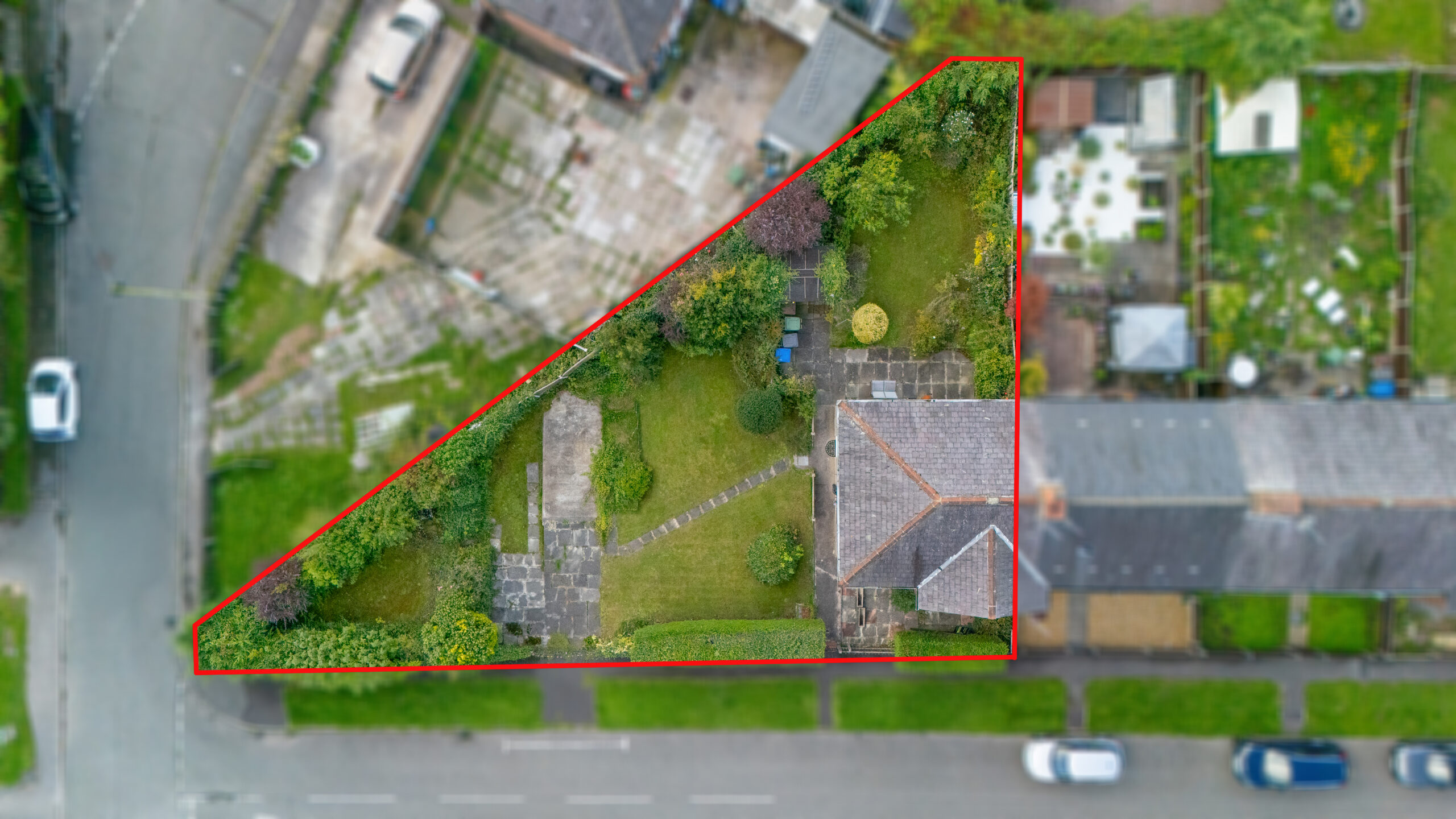 Spacious 3-Bedroom End-Terraced House For Sale with Huge Plot & Development Potential in Lowton (WA3) Spacious 3-Bedroom End-Terraced House For Sale with Huge Plot & Development Potential in Lowton (WA3)