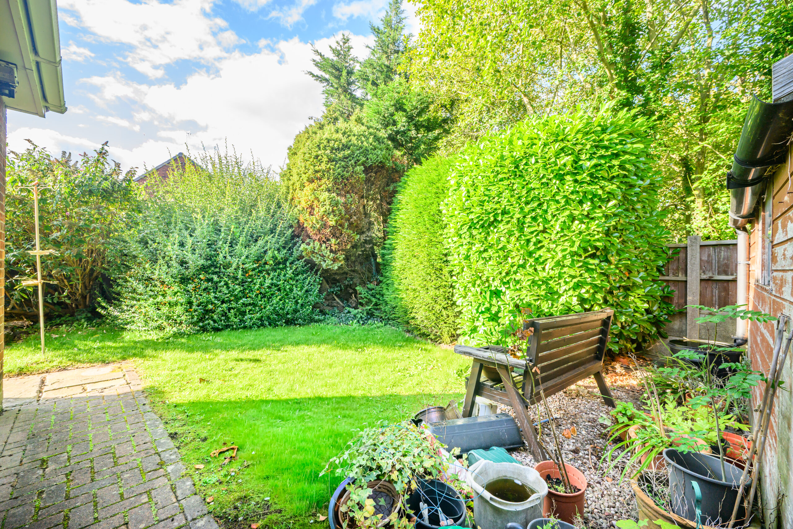Tucked Away 3-Bedroom Detached Dormer Bungalow For Sale in Newton-Le-Willows Tucked Away 3-Bedroom Detached Dormer Bungalow For Sale in Newton-Le-Willows