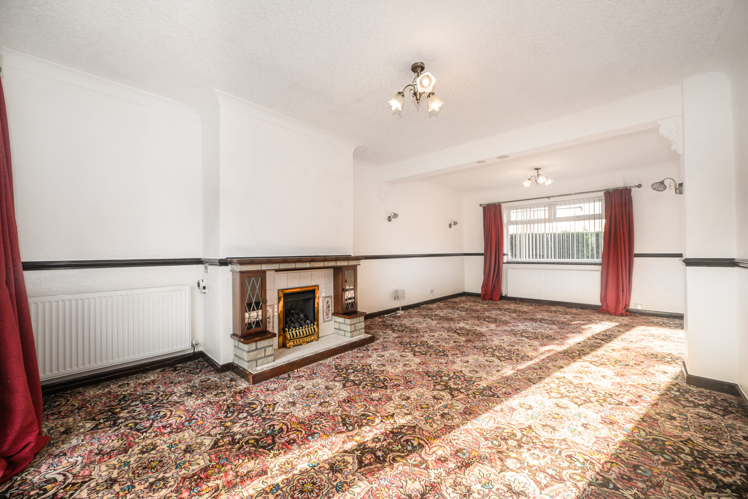 Spacious 3-Bedroom End-Terraced House For Sale with Huge Plot & Development Potential in Lowton (WA3) Spacious 3-Bedroom End-Terraced House For Sale with Huge Plot & Development Potential in Lowton (WA3)
