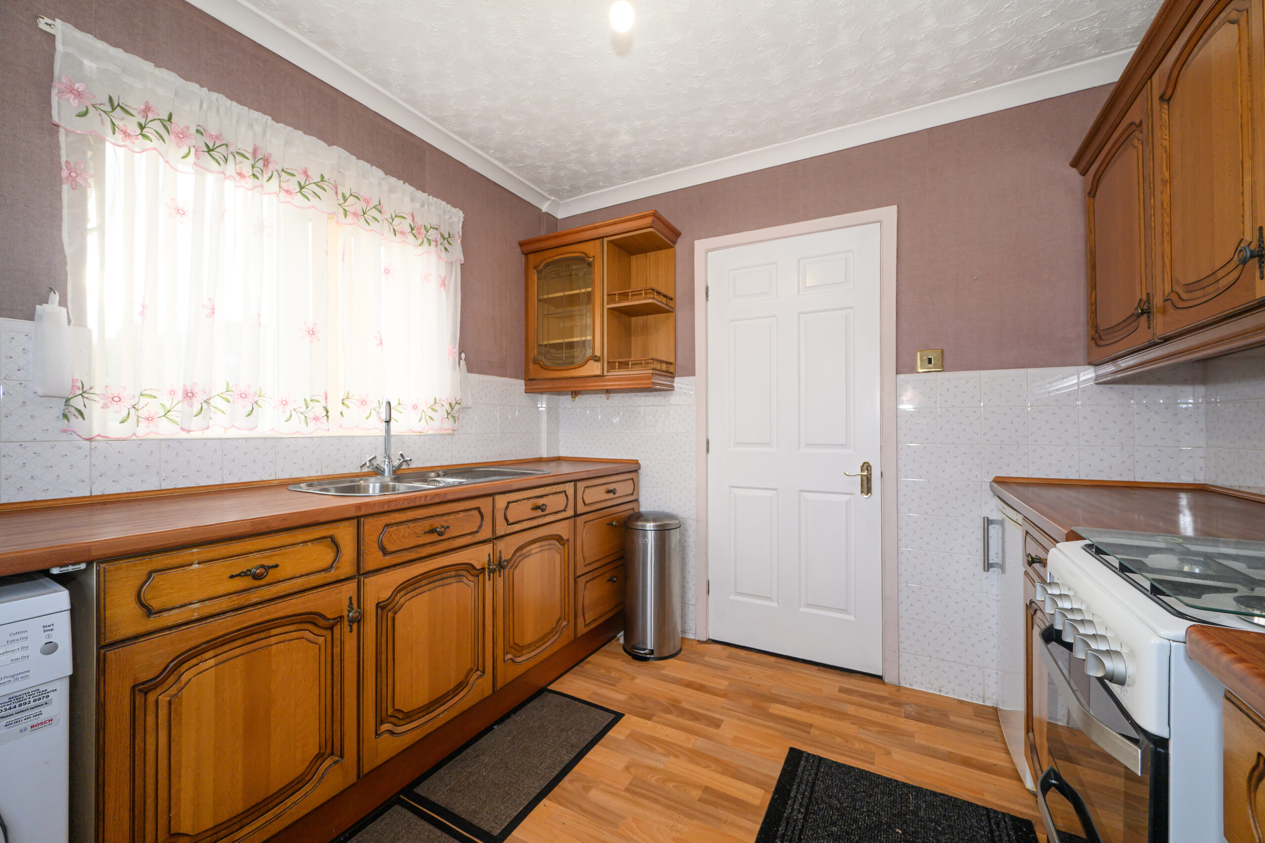 Spacious 3-Bedroom End-Terraced House For Sale with Huge Plot & Development Potential in Lowton (WA3) Spacious 3-Bedroom End-Terraced House For Sale with Huge Plot & Development Potential in Lowton (WA3)