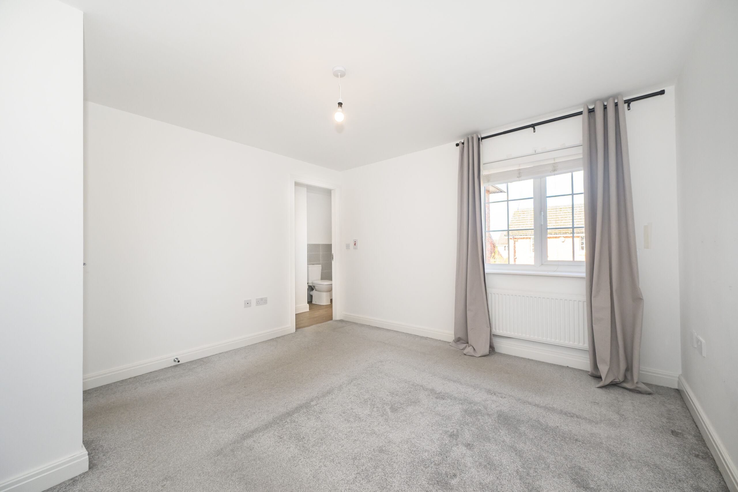 Spacious 4-Bedroom Detached Home For Sale in Lowton (WA3) Spacious 4-Bedroom Detached Home For Sale in Lowton (WA3)