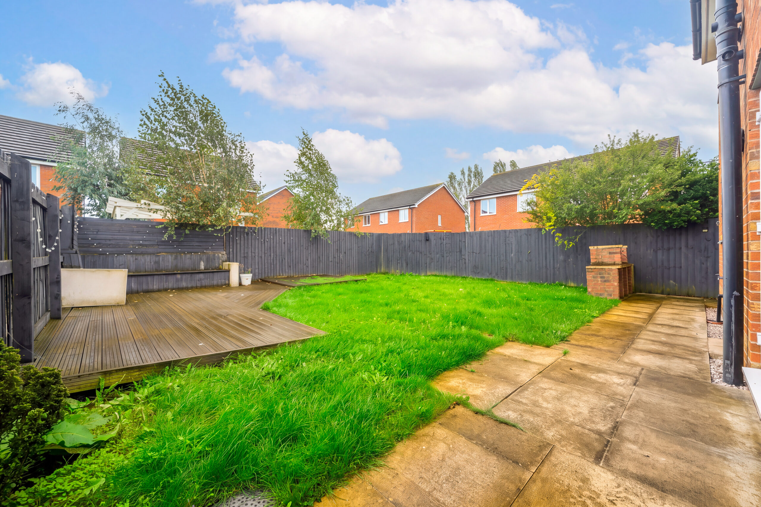 Spacious 4-Bedroom Detached Home For Sale in Lowton (WA3) Spacious 4-Bedroom Detached Home For Sale in Lowton (WA3)