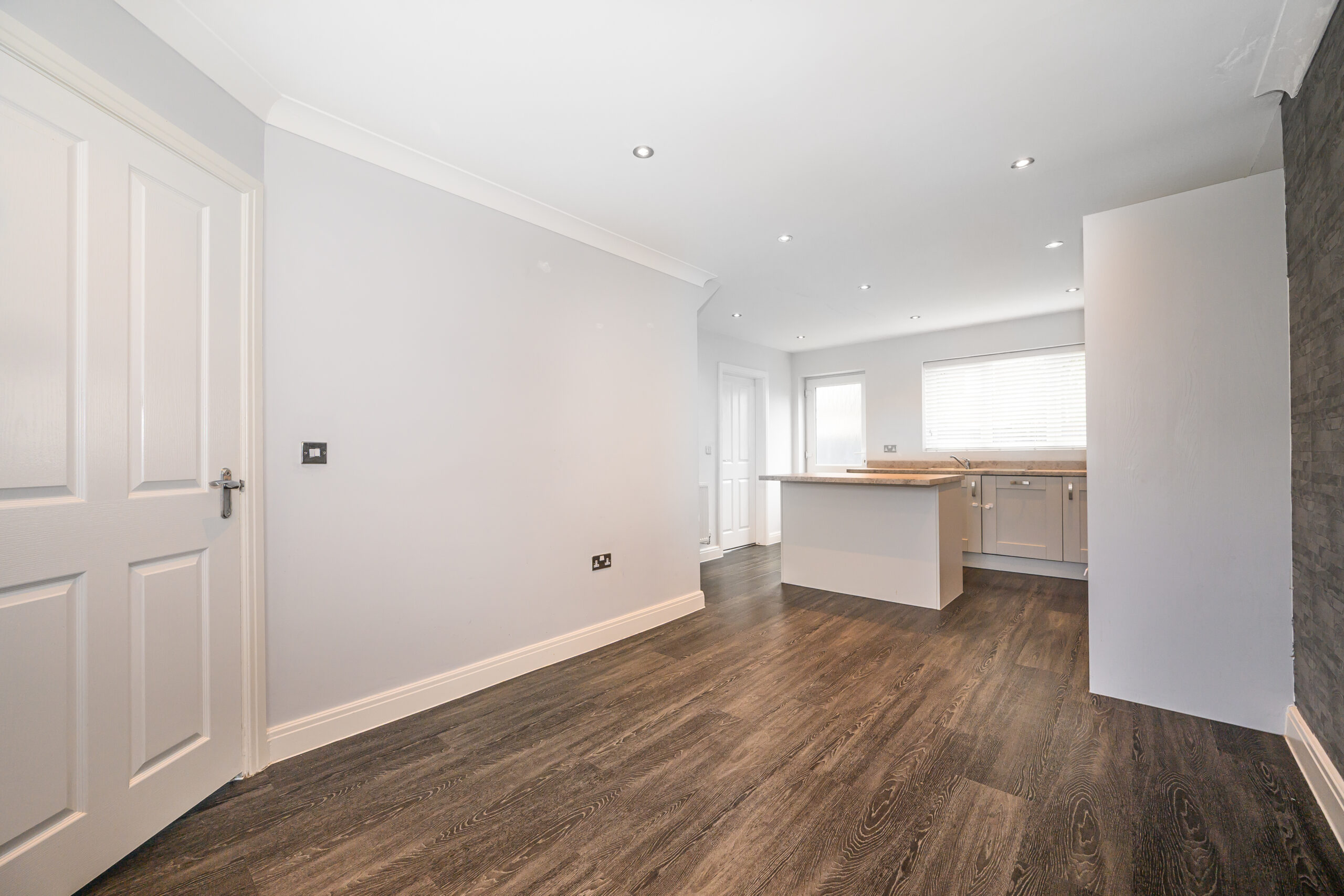 Spacious 4-Bedroom Detached Home For Sale in Lowton (WA3) Spacious 4-Bedroom Detached Home For Sale in Lowton (WA3)