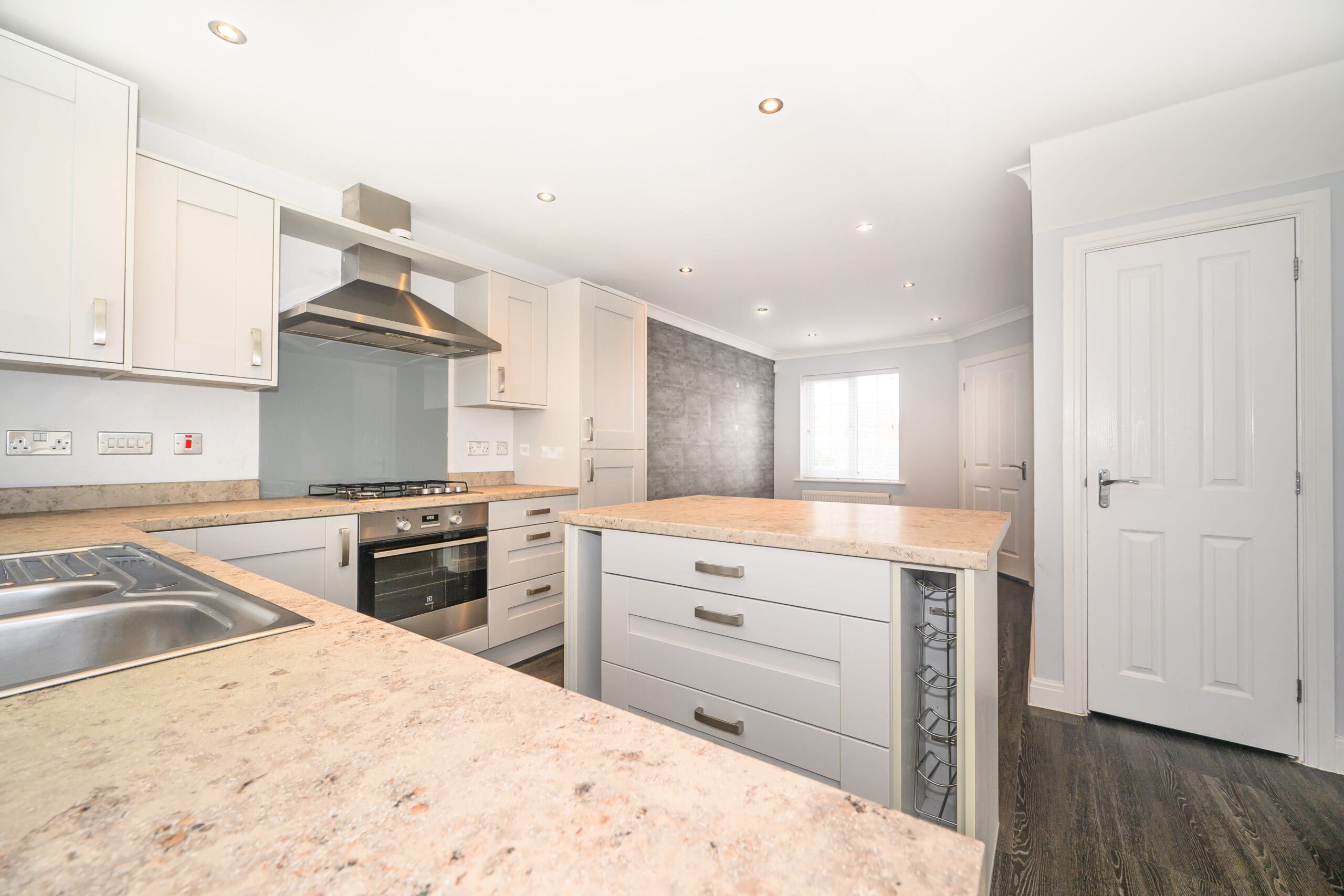 Spacious 4-Bedroom Detached Home For Sale in Lowton (WA3) Spacious 4-Bedroom Detached Home For Sale in Lowton (WA3)