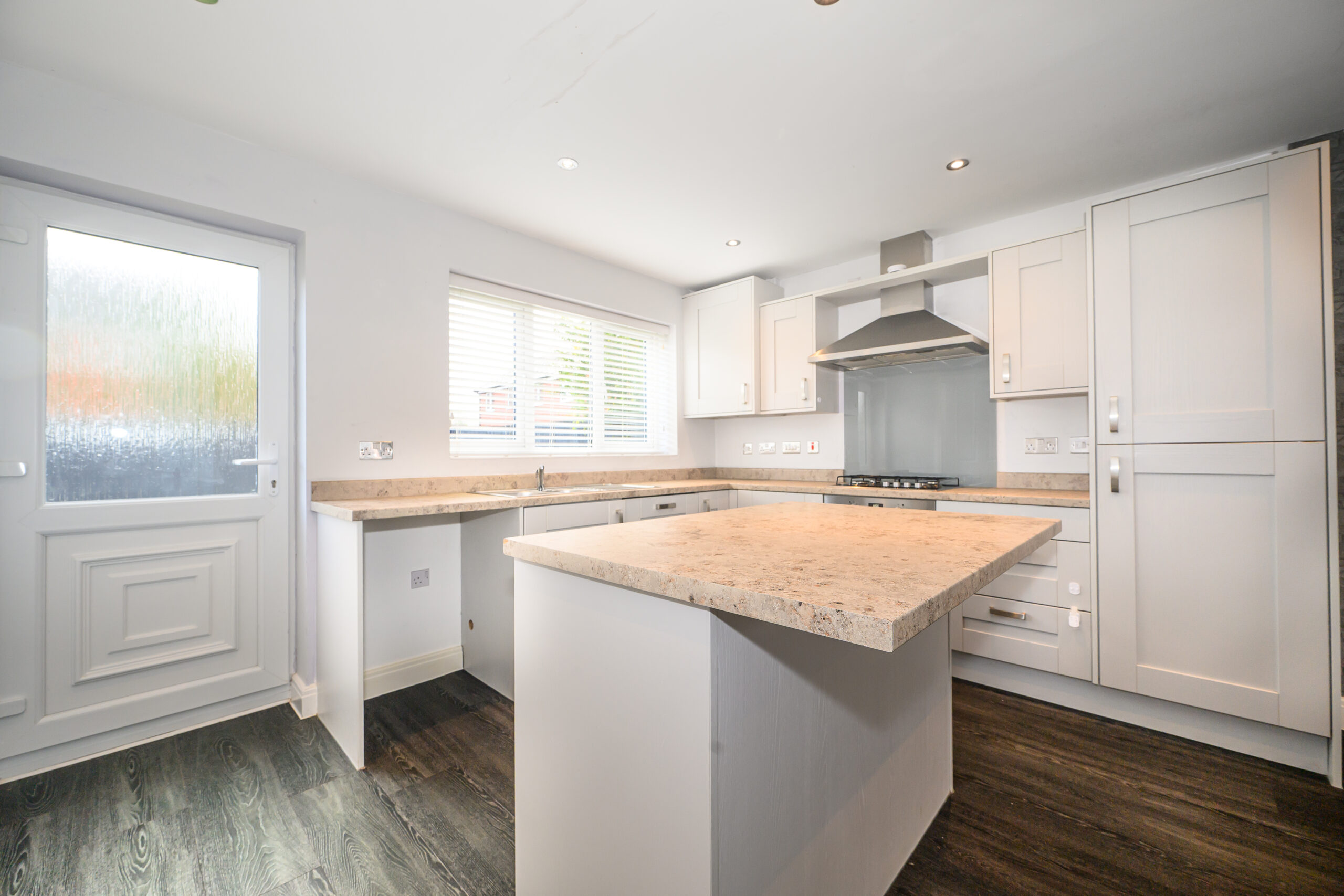 Spacious 4-Bedroom Detached Home For Sale in Lowton (WA3) Spacious 4-Bedroom Detached Home For Sale in Lowton (WA3)
