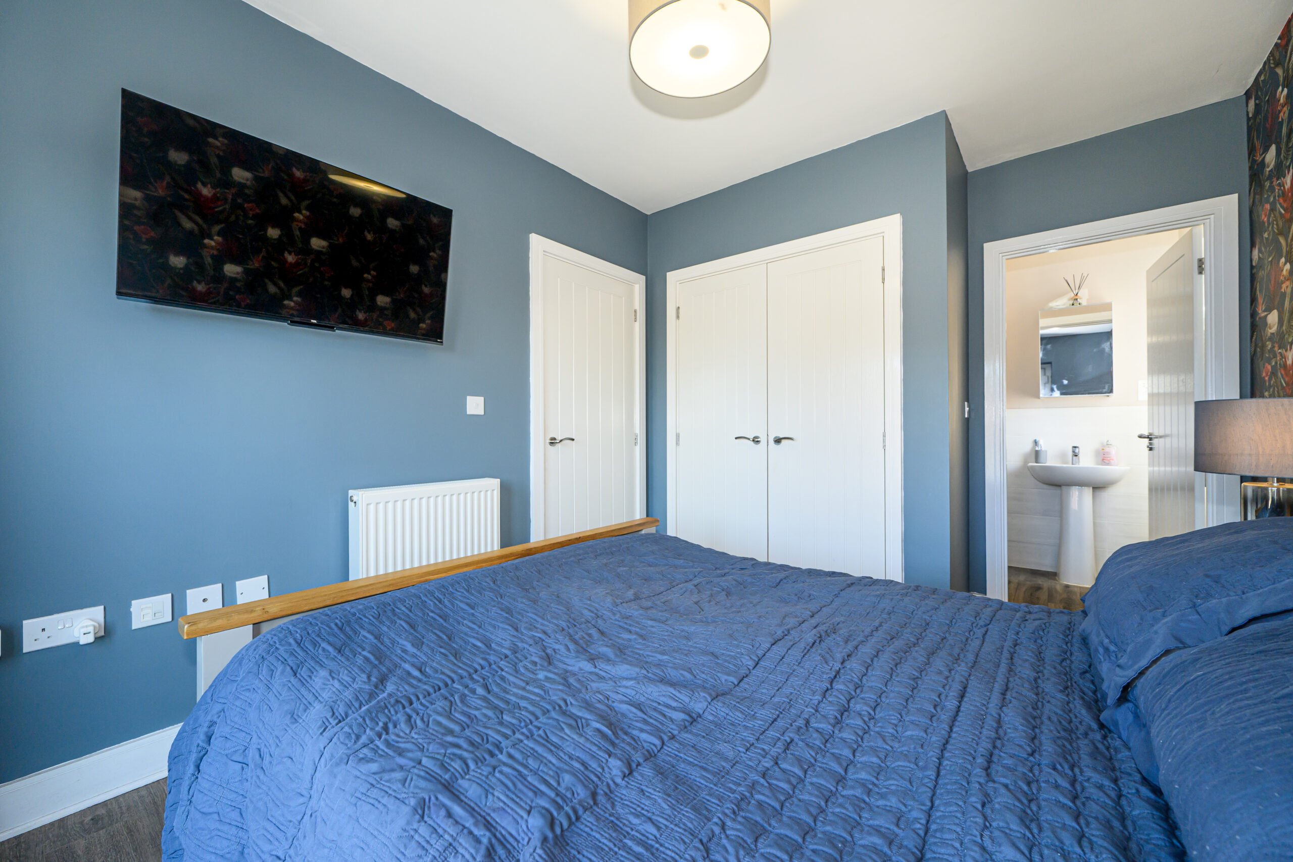 Spacious 3-Bedroom Semi-Detached House For Sale in Newton-le-Willows (WA12) Racey Estates Spacious 3-Bedroom Semi-Detached House For Sale in Newton-le-Willows (WA12) Racey Estates