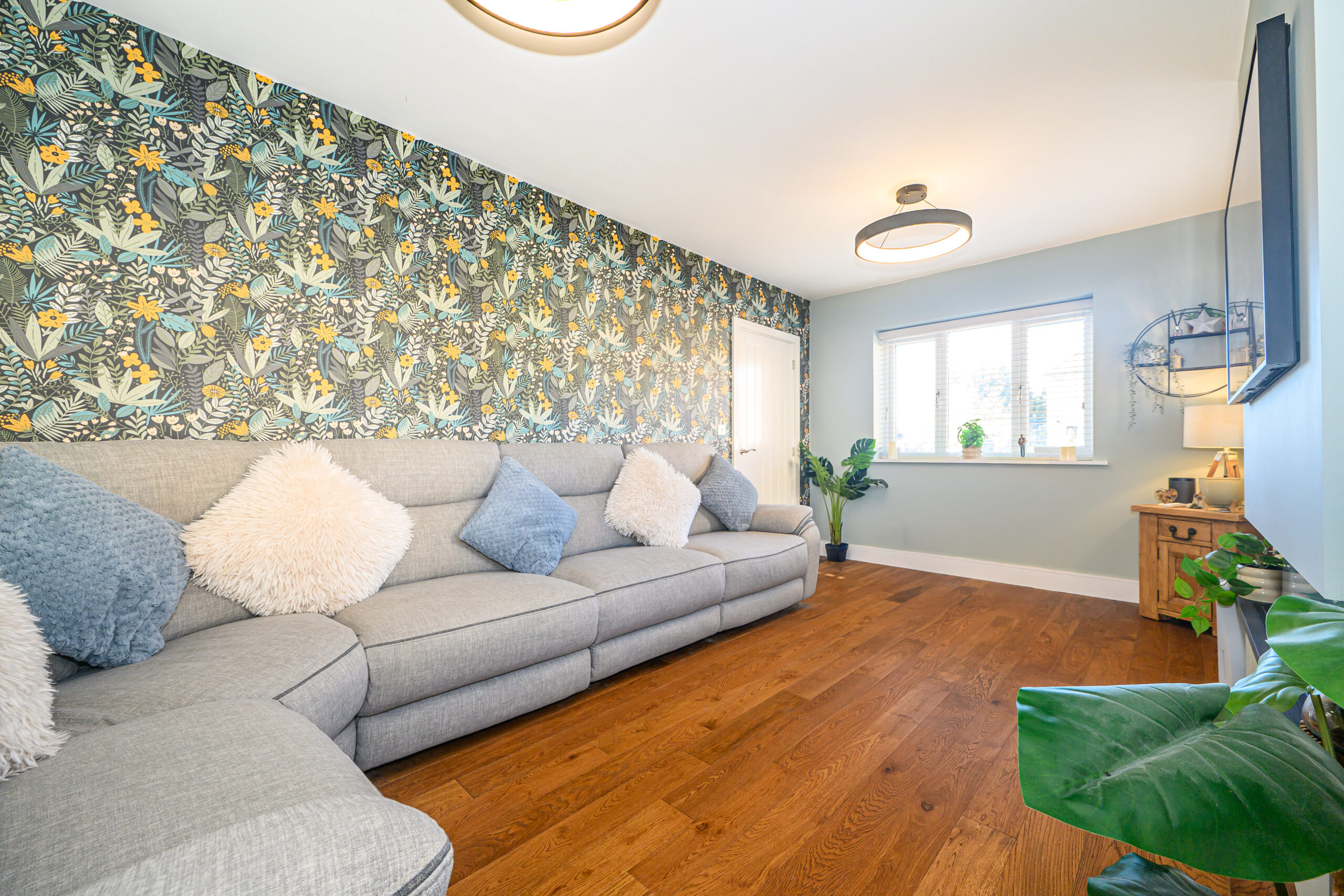 Spacious 3-Bedroom Semi-Detached House For Sale in Newton-le-Willows (WA12) Racey Estates Spacious 3-Bedroom Semi-Detached House For Sale in Newton-le-Willows (WA12) Racey Estates