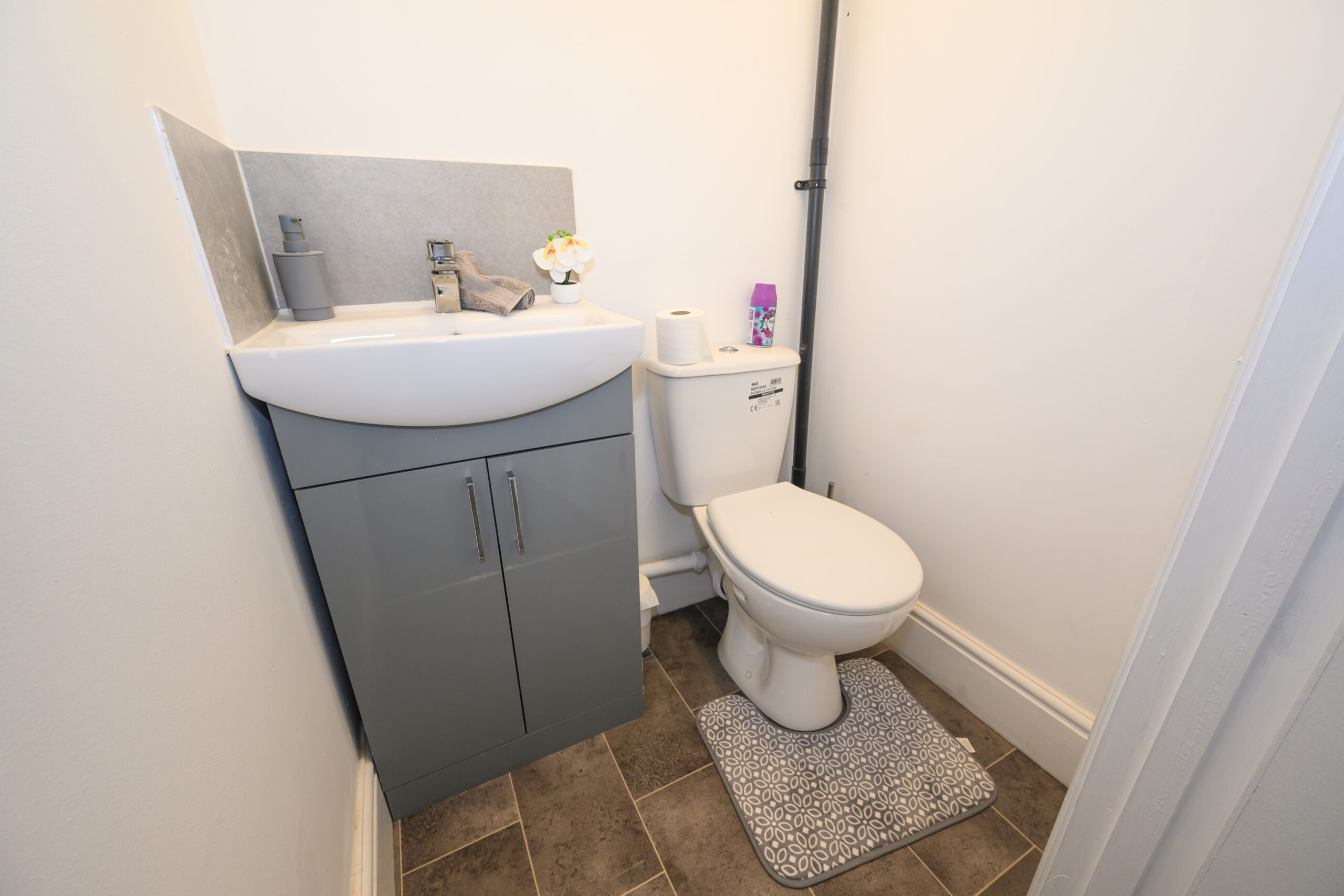 Spacious Rooms to Rent in Newton-le-Willows (WA12) Spacious Rooms to Rent in Newton-le-Willows (WA12)