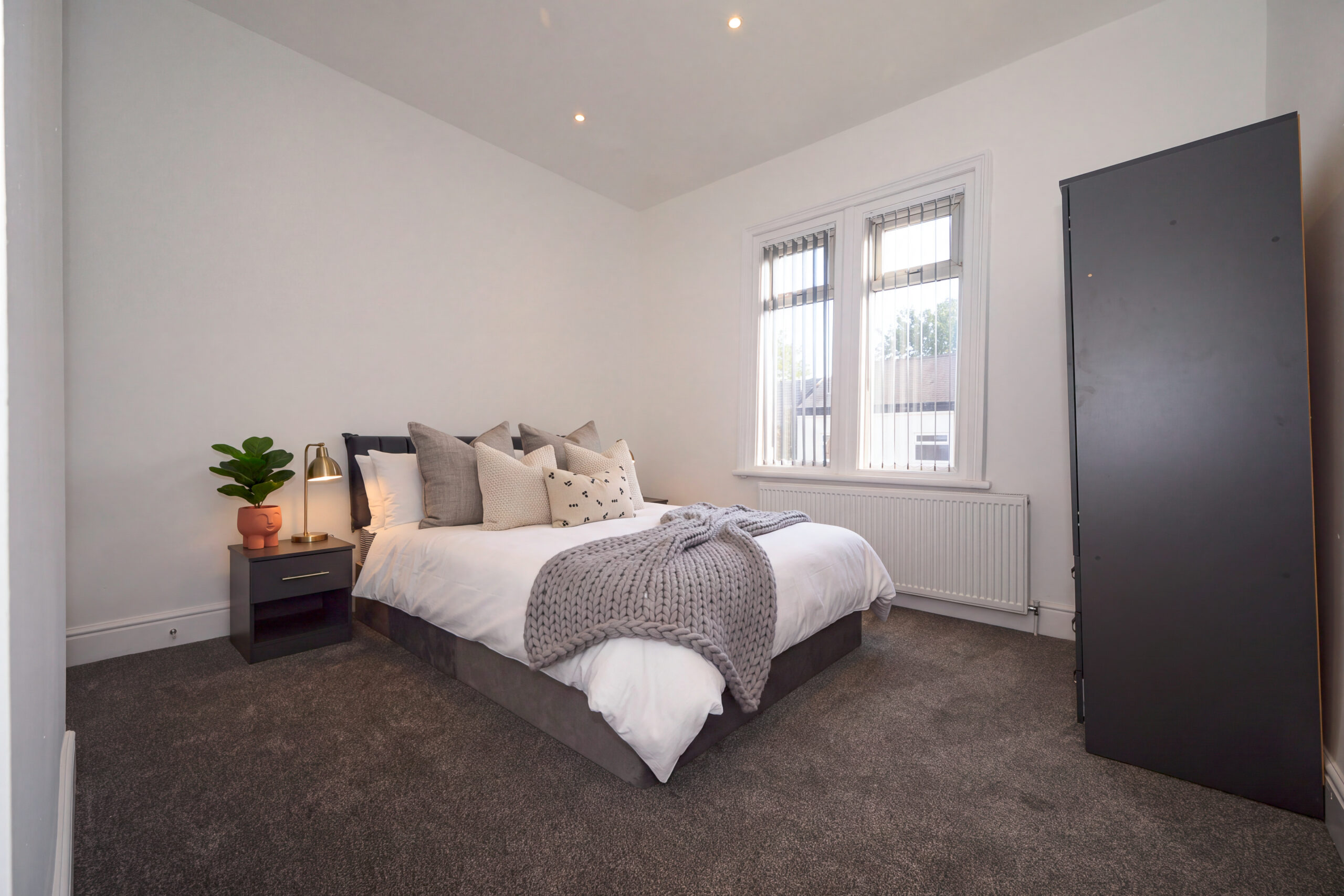 Spacious Rooms to Rent in Newton-le-Willows (WA12) Spacious Rooms to Rent in Newton-le-Willows (WA12)